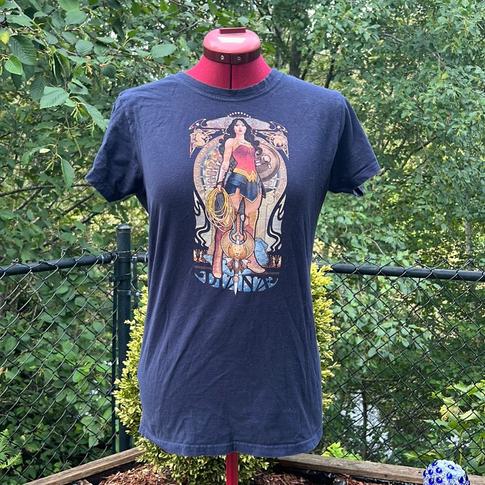 Wonder Woman Tee Fury XL
